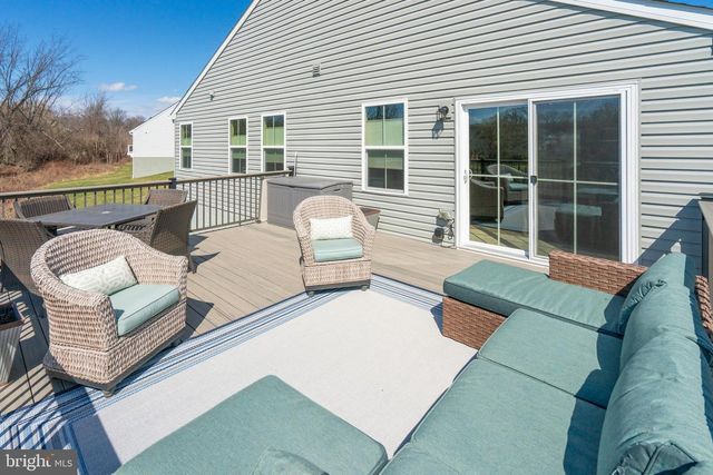 57 SHOEMAKER ST, Coatesville, PA 19320