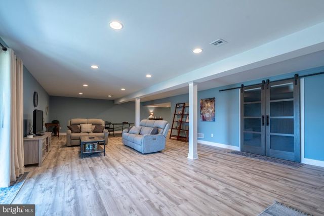 57 SHOEMAKER ST, Coatesville, PA 19320