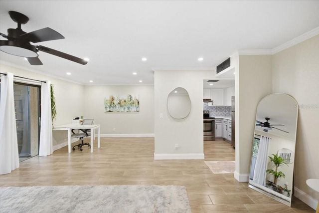 4769 PURITAN CIRCLE 401, Tampa, FL 33617