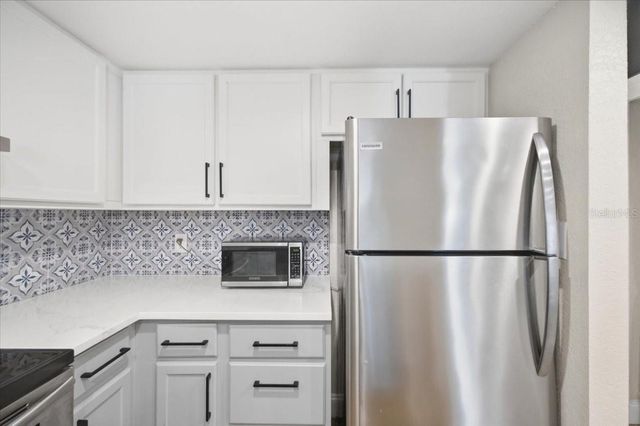 4769 PURITAN CIRCLE 401, Tampa, FL 33617