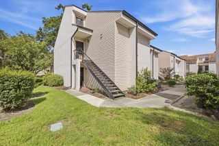 4769 PURITAN CIRCLE 401, Tampa, FL 33617