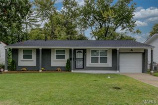 10237 Royal Drive, St Louis, MO 63136