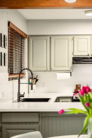 10432 W Florida Avenue D, Lakewood, CO 80232