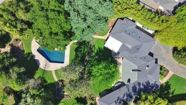 2681 Creekside Ln, Sacramento, CA 95821