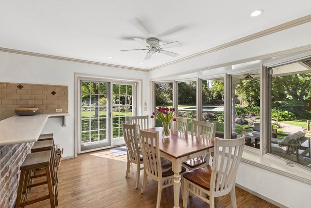 2681 Creekside Ln, Sacramento, CA 95821