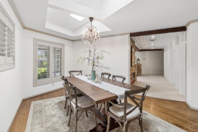 2681 Creekside Ln, Sacramento, CA 95821