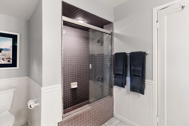 2681 Creekside Ln, Sacramento, CA 95821