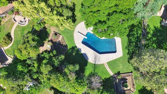 2681 Creekside Ln, Sacramento, CA 95821