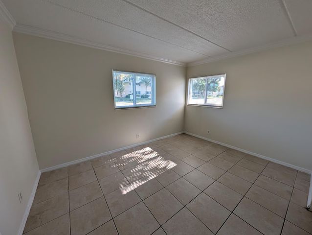 817 Lighthouse Drive Apt A, North Palm Beach, FL 33410