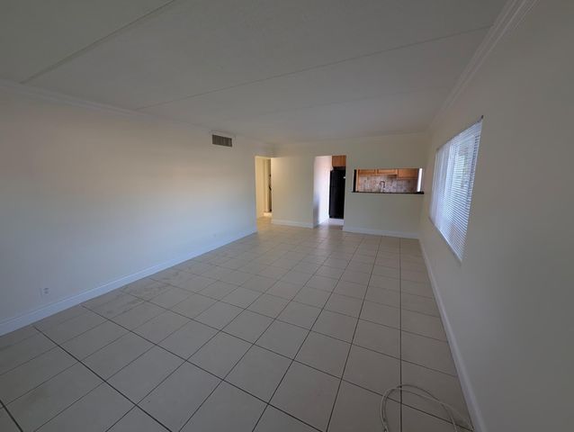 817 Lighthouse Drive Apt A, North Palm Beach, FL 33410