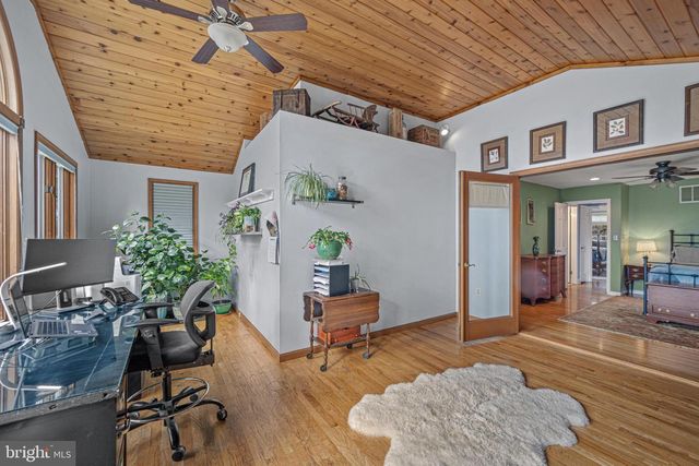 1103 CAPE CT, Sykesville, MD 21784