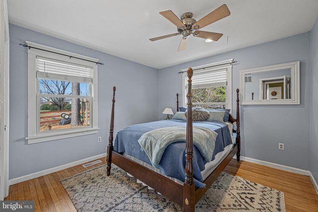 1103 CAPE CT, Sykesville, MD 21784