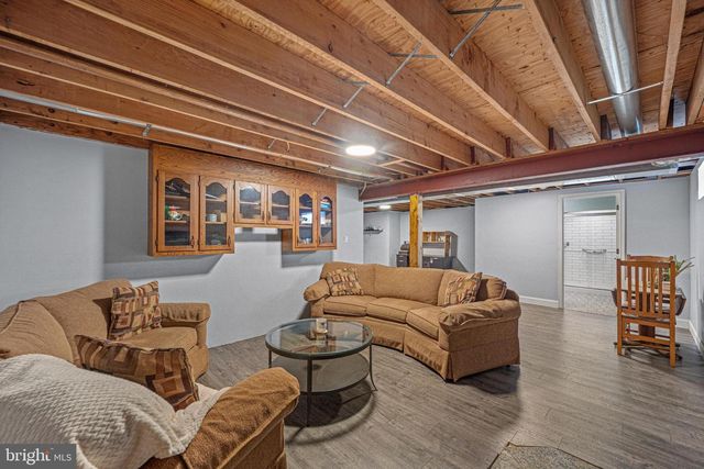 1103 CAPE CT, Sykesville, MD 21784