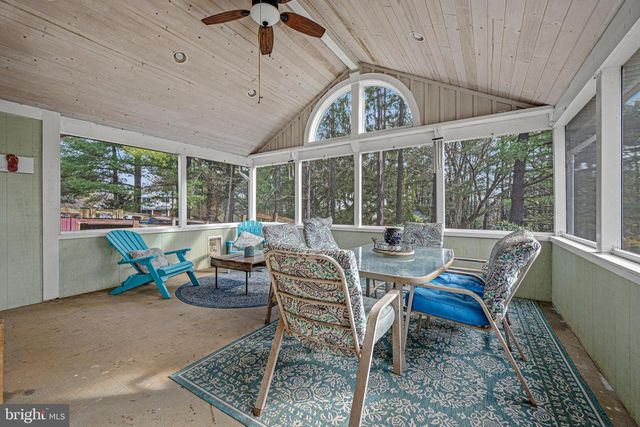 1103 CAPE CT, Sykesville, MD 21784