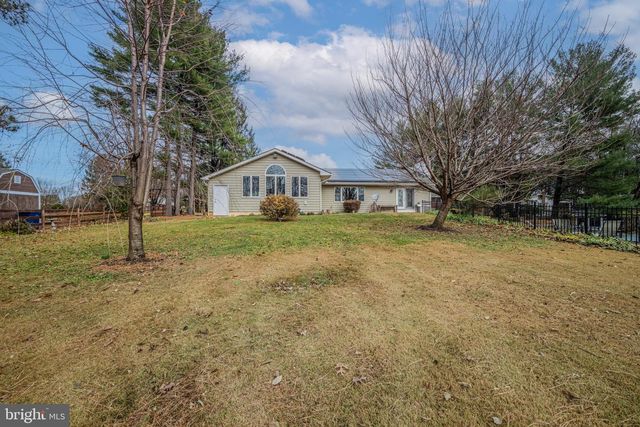 1103 CAPE CT, Sykesville, MD 21784