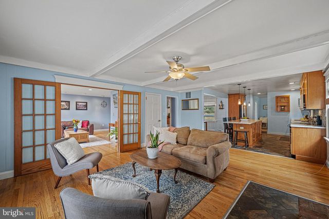 1103 CAPE CT, Sykesville, MD 21784