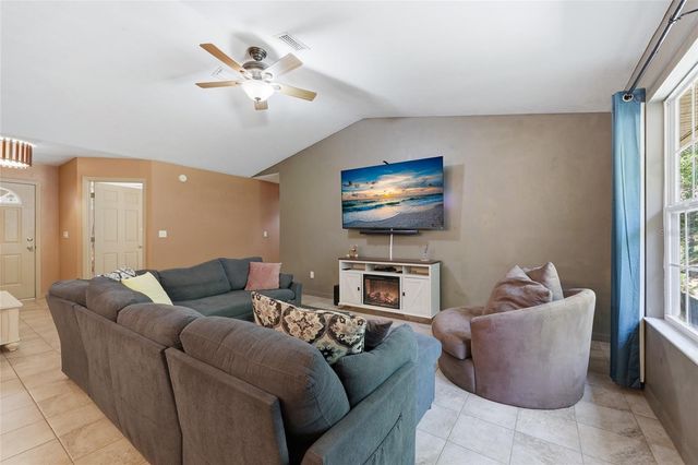 347 ASHLEY STREET, Hawthorne, FL 32640