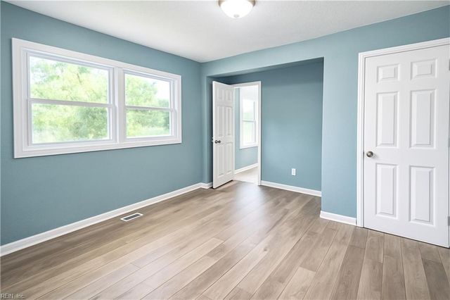 749 Holladay LN, Virginia Beach, VA 23455