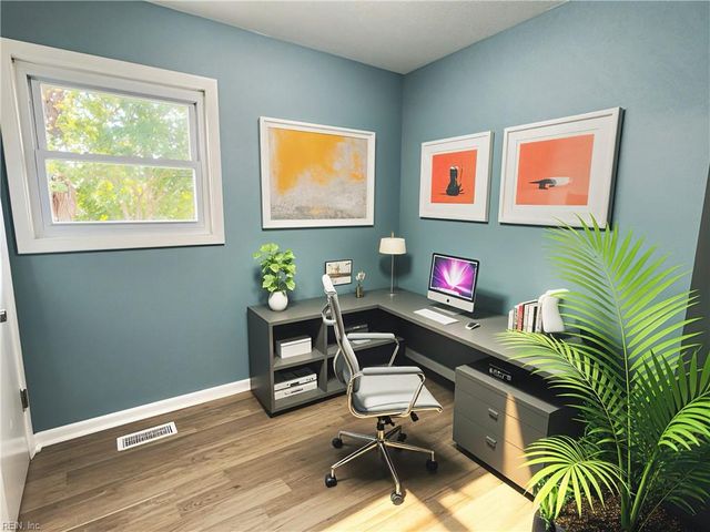 749 Holladay LN, Virginia Beach, VA 23455