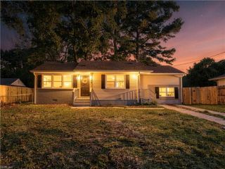 749 Holladay LN, Virginia Beach, VA 23455