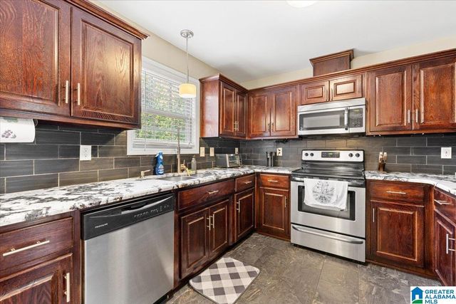 2500 CHELSEA WAY, Warrior, AL 35180