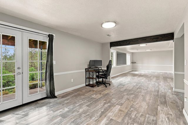 12032 S Player Dr, Spokane, WA 99223