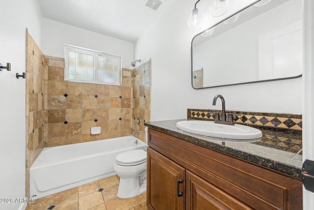 6108 N 11TH Avenue, Phoenix, AZ 85013