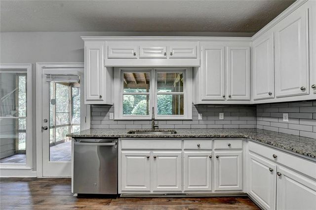 5730 Elm Tree Drive, Buford, GA 30518