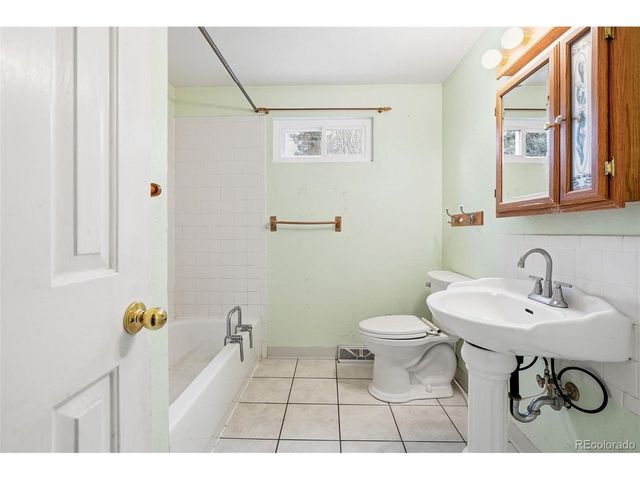 564 Vista Dr, Castle Rock, CO 80104