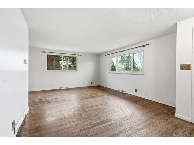 564 Vista Dr, Castle Rock, CO 80104