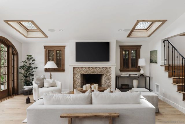 660 Margarita, Coronado, CA 92118