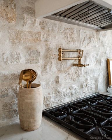 660 Margarita, Coronado, CA 92118