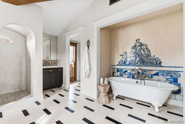 660 Margarita, Coronado, CA 92118