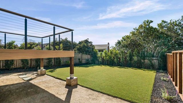 3817 Highland Drive, Carlsbad, CA 92008