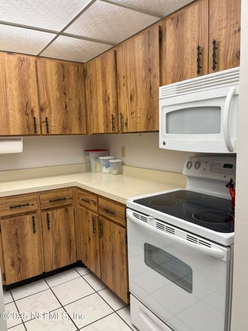 38 TARRAGONA Court, St. Augustine, FL 32086