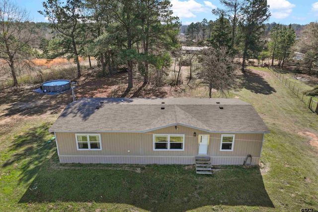 1642 CR 308 E, Henderson, TX 75652