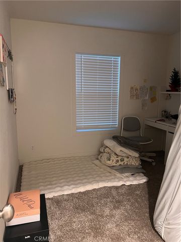 3444 W Center Street 43, Riverside, CA 92501