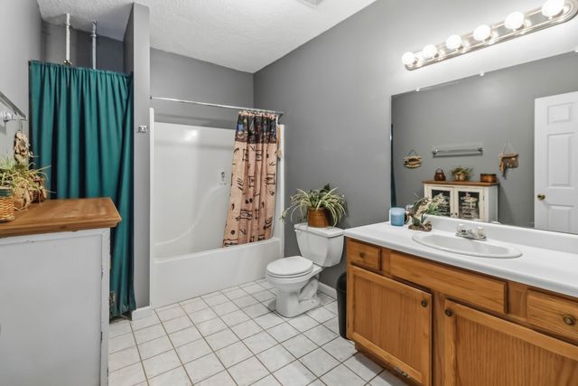 217 Old Decker Road, Bronston, KY 42518