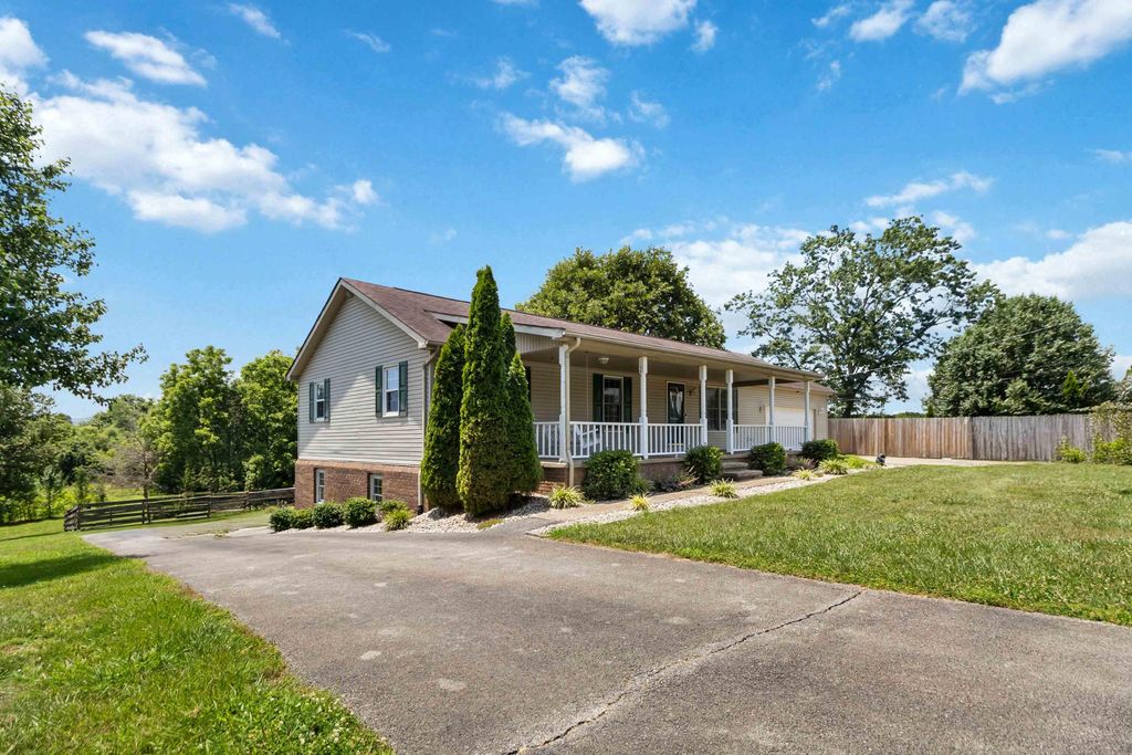 217 Old Decker Road, Bronston, KY 42518