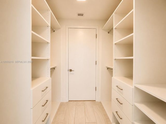 2000 METROPICA WAY 2208, Sunrise, FL 33323