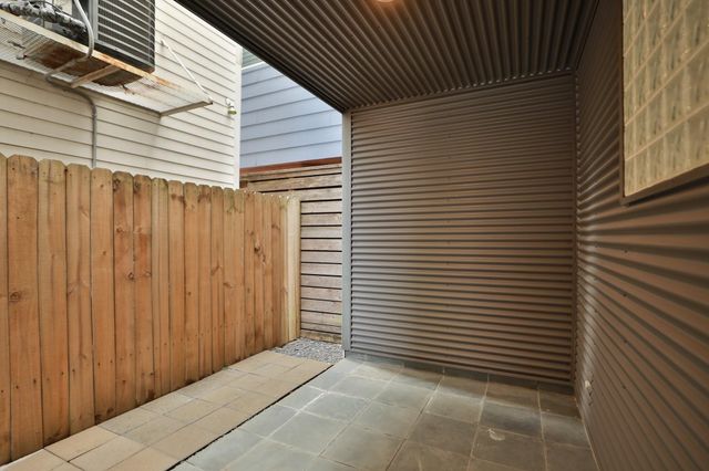 1909 Oakdale Street, Houston, TX 77004