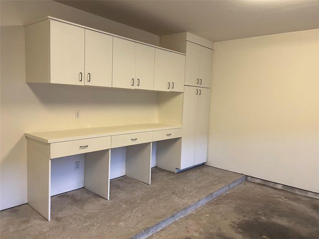 1909 Oakdale Street, Houston, TX 77004