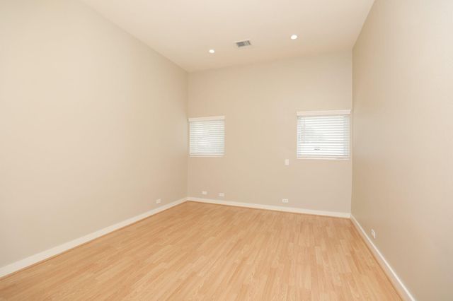 1909 Oakdale Street, Houston, TX 77004