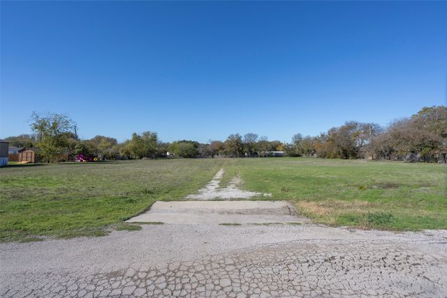 145 Feed Lot Road RD, Aledo, TX 76008