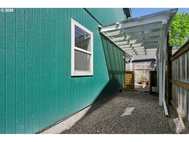 18811 Sw BONNIE MEADOW Ln, Beaverton, OR 97003