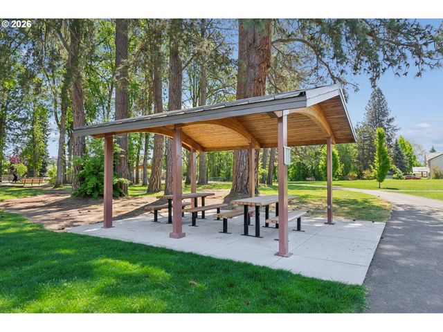 18811 Sw BONNIE MEADOW Ln, Beaverton, OR 97003
