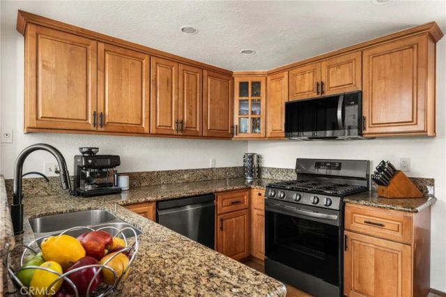 2041 Orchard Drive 17, Placentia, CA 92870