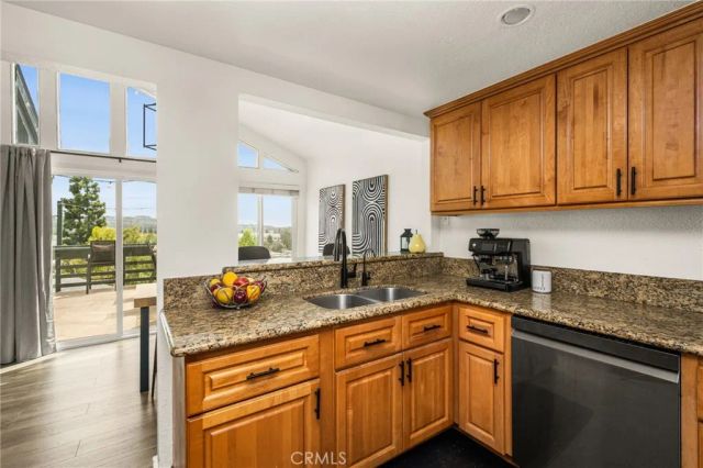 2041 Orchard Drive 17, Placentia, CA 92870