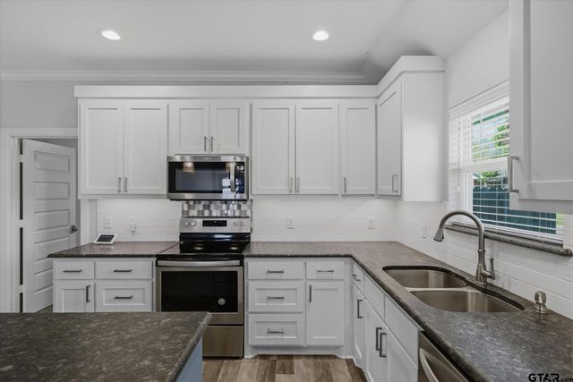 1011 Athens Street, Canton, TX 75103