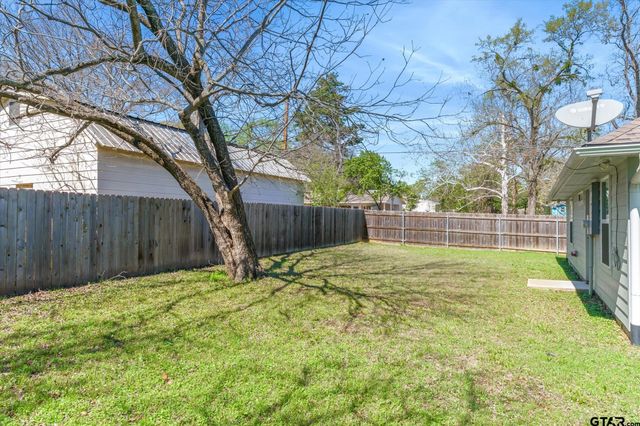 1011 Athens Street, Canton, TX 75103